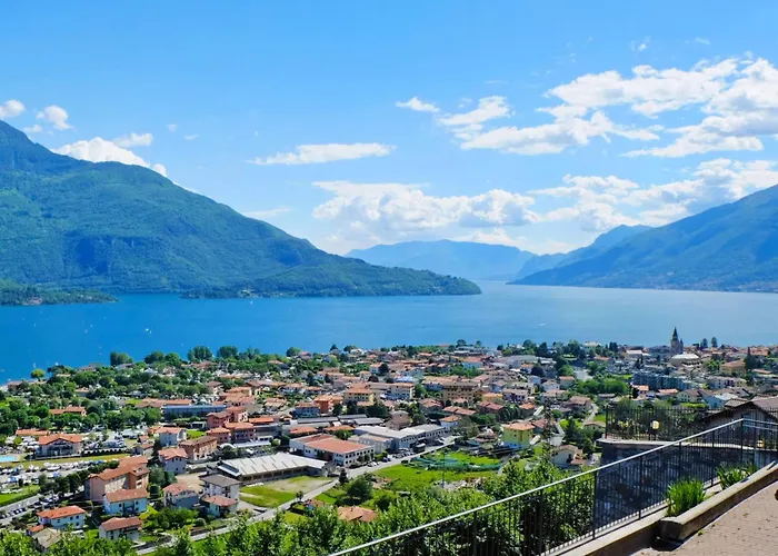 Apartman Zwei-zimmer-wohnung Mit Parkplatz In Der Naehe Des Strandes By Interhome Domaso
